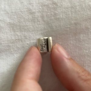 Best friends Pandora charm